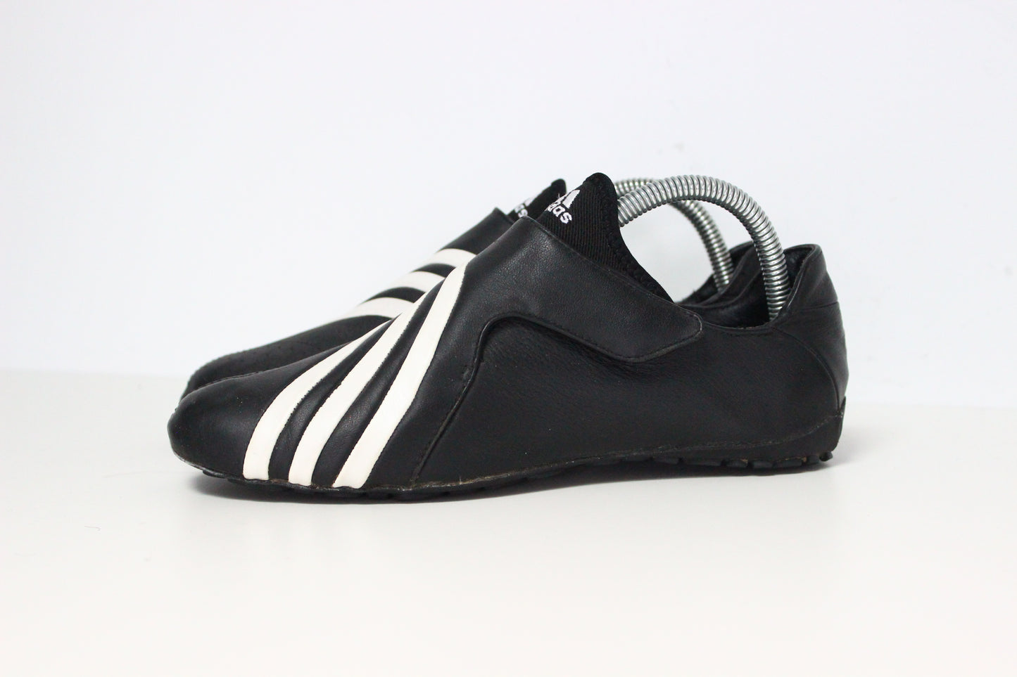 🟢 Adidas Vario Leather