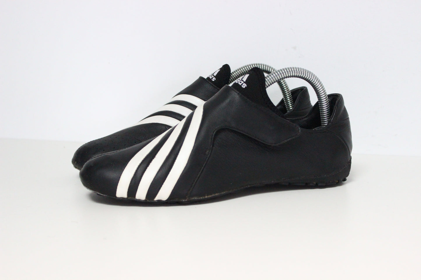 🟢 Adidas Vario Leather