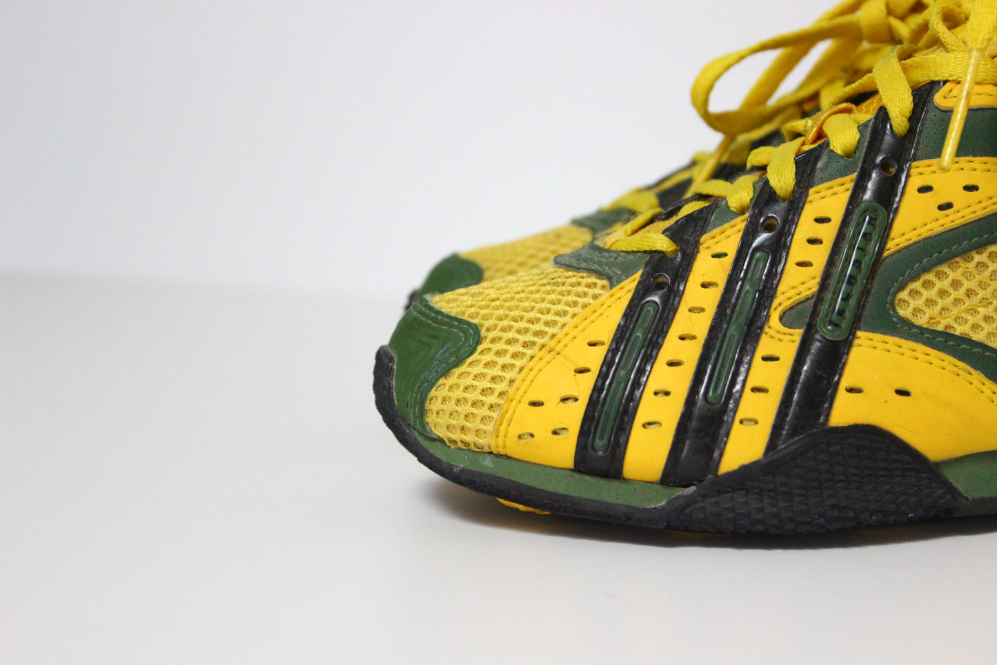đ” Adidas Techstar Brasil