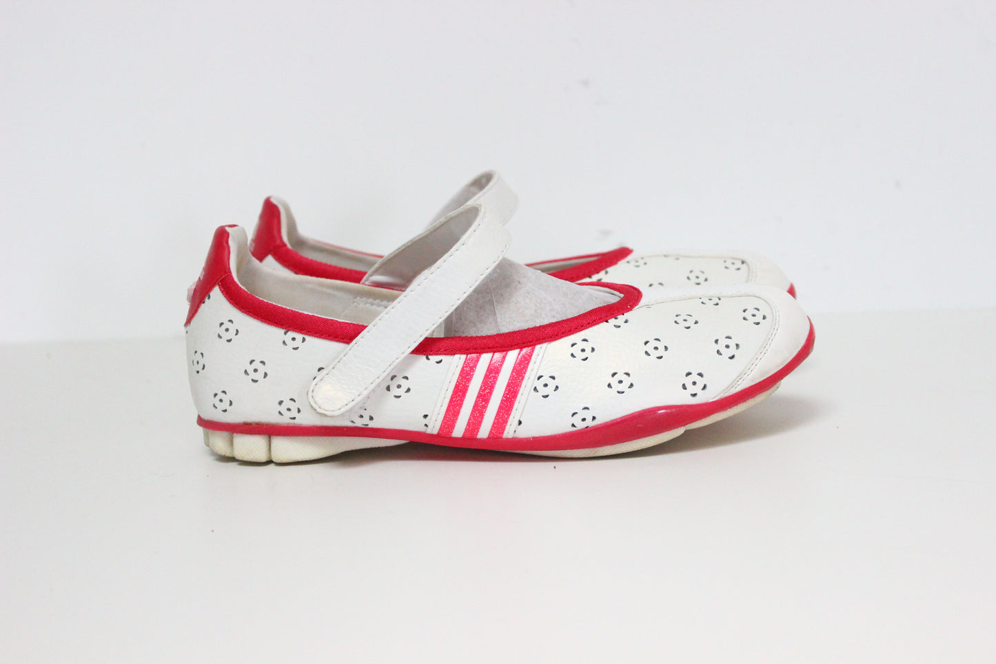 đą Adidas Mahenagirl