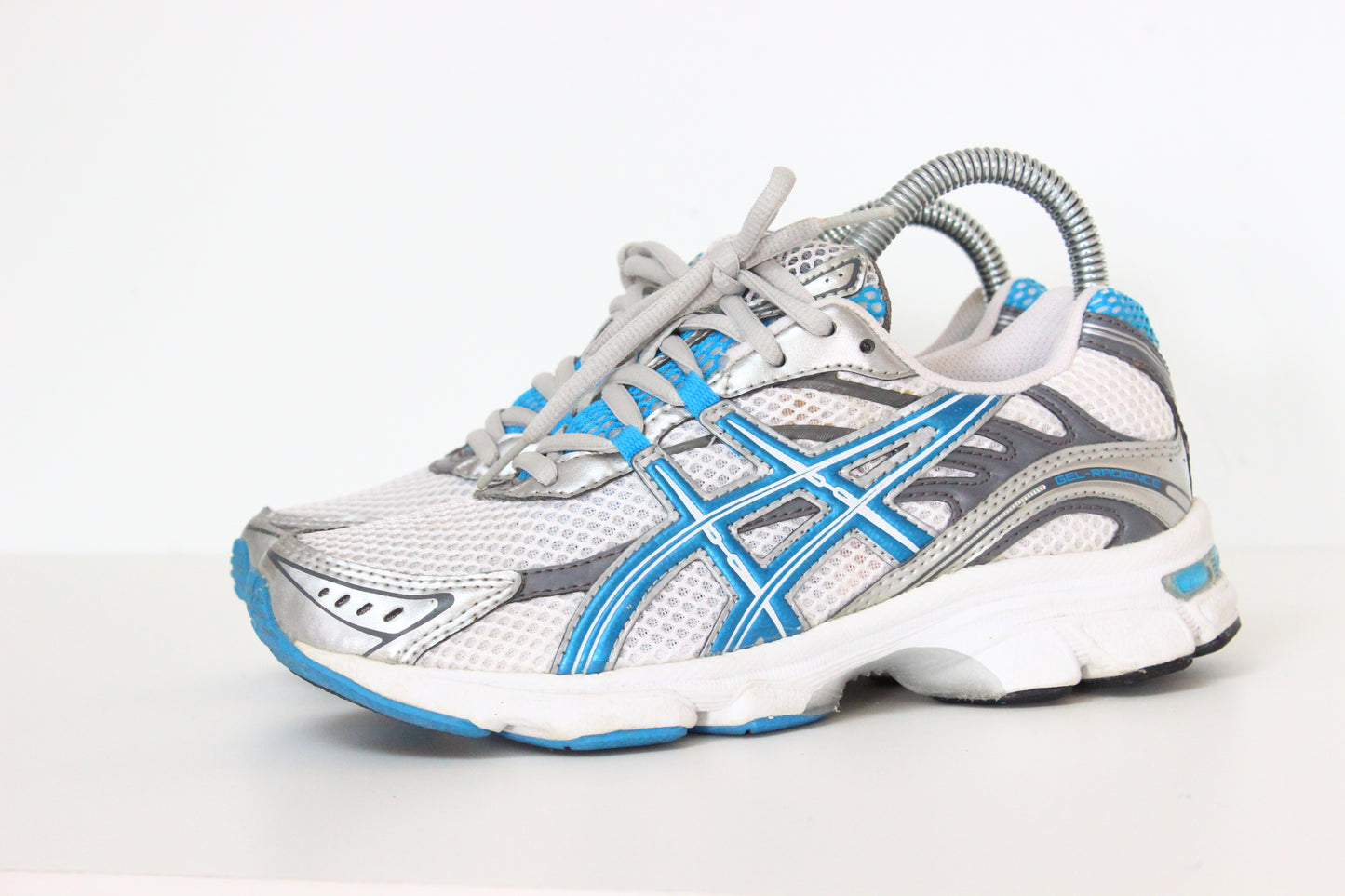 đą Asics Gel Radience