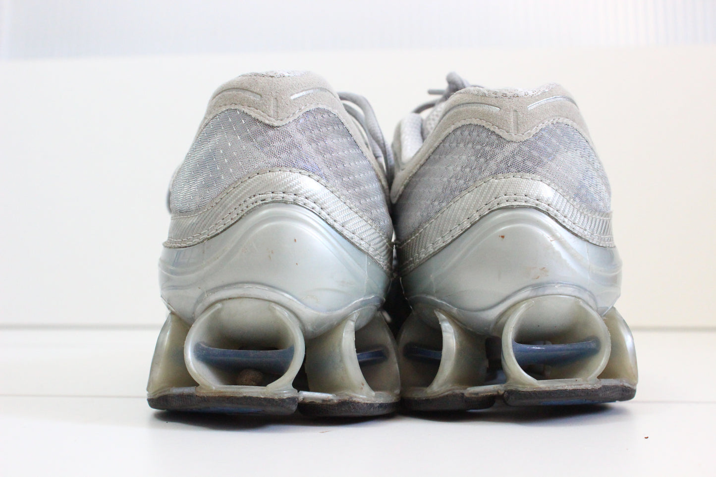 đ” Adidas Silver Blue Bounce